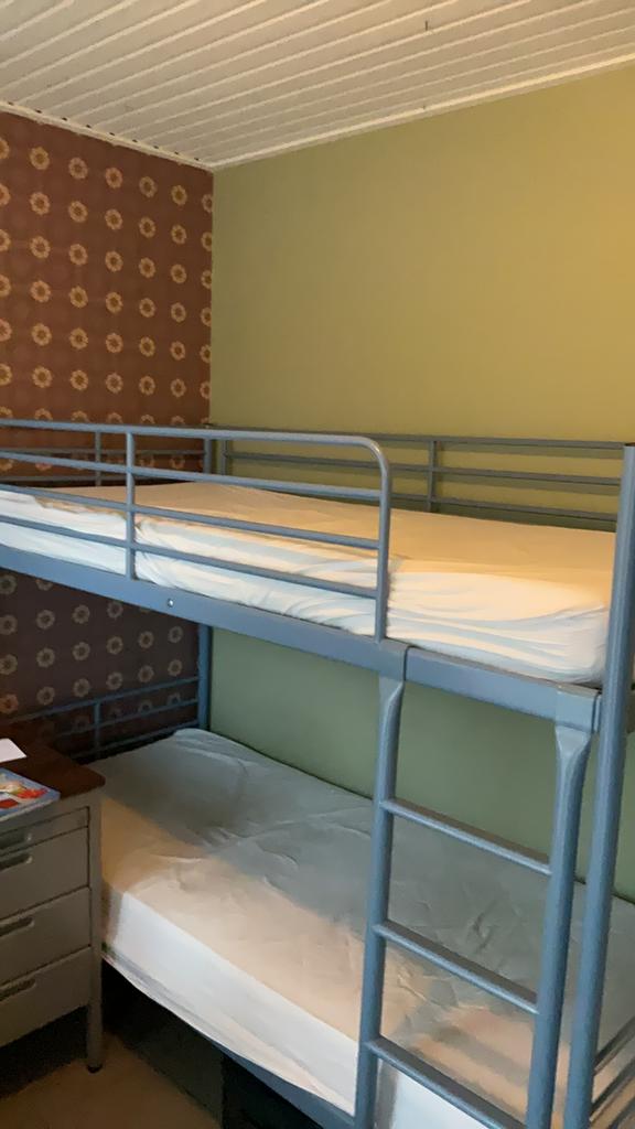 Metalen stapelbed, Huis en Inrichting, Slaapkamer | Stapelbedden en Hoogslapers, Ophalen, Zo goed als nieuw, Stapelbed