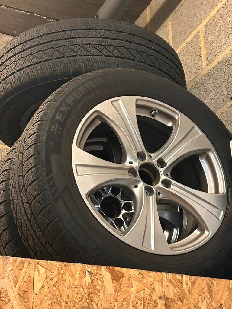 4 jantes mercedes d’origine avec pneus hiver nouveau en 18’´, Enlèvement, Pneus hiver, Pneu(s)