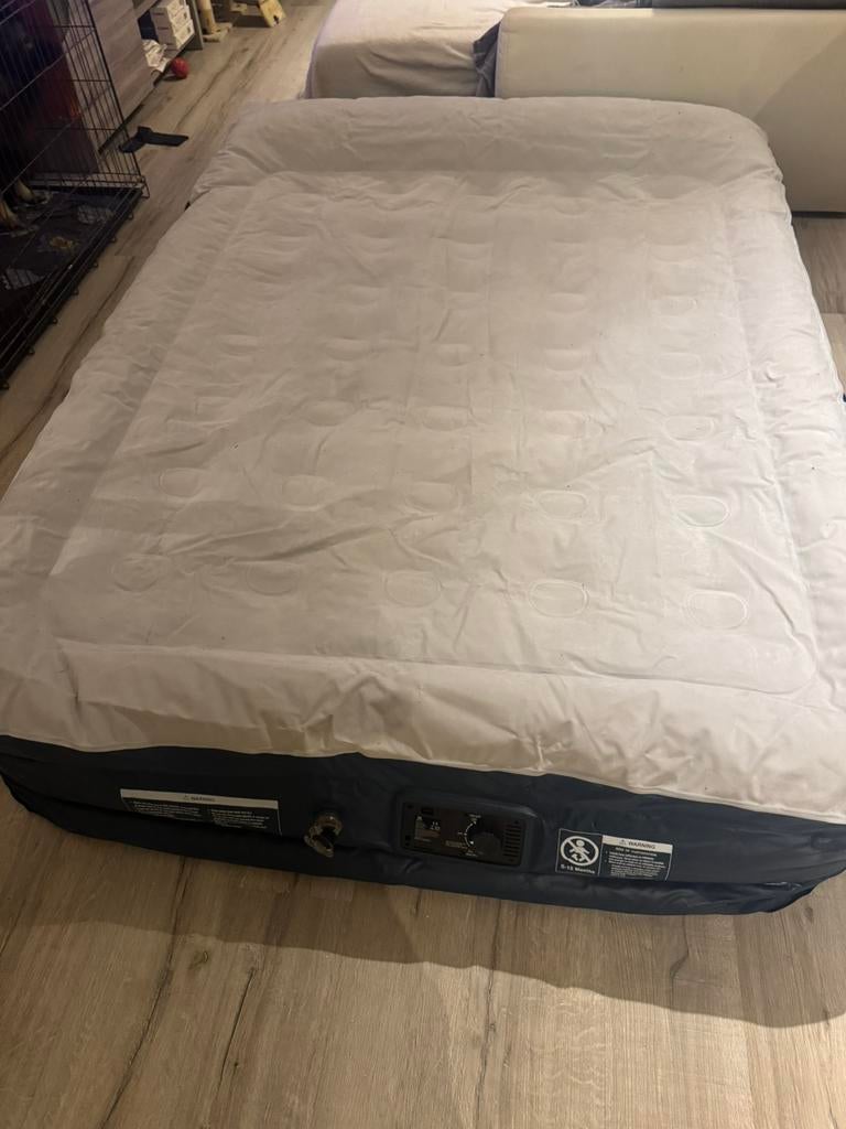 Luchtmatras 2 personen, Ophalen, Ingebouwde pomp, Gebruikt