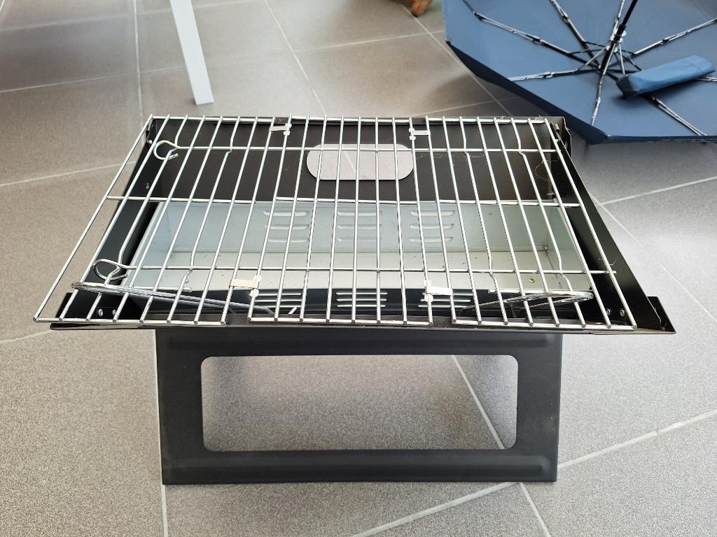 Nieuwe tafelbarbecue, klapgrill, picknick, Ophalen, Nieuw, Zie foto