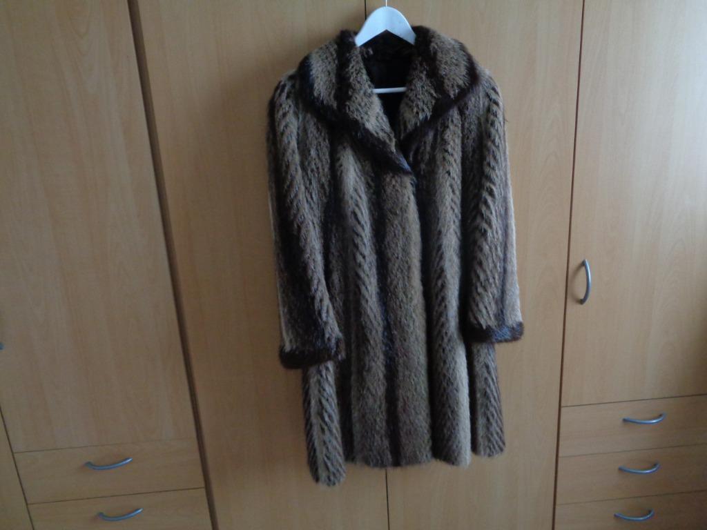 Damesmantel in pels, Ophalen, Zo goed als nieuw, Maat 42/44 (L)