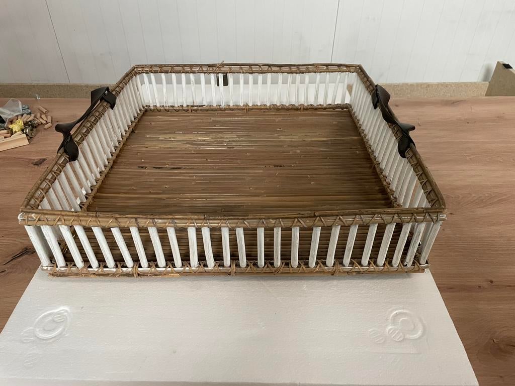 Plateau en osier de 50 cm par 50 cm par 10 cm de haut, Enlèvement, Neuf