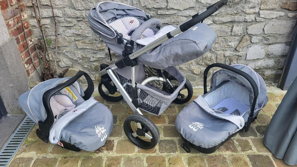 Poussette Noukie’s Trio 3 roues Paquito&Lolita + Base Isofix, Autres marques, Tige de poussée réglable, Comme neuf, Enlèvement