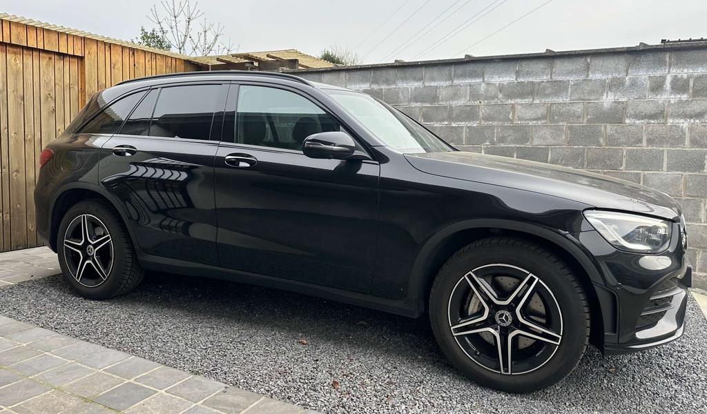 Mercedes-Benz GLC 220 d AMG Line Pano Keyless Led Navi Full, Auto's, Mercedes-Benz, Automaat, Achterwielaandrijving, Zwart, 4 cilinders