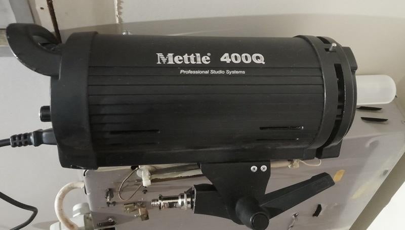 Mettle 200Q en 400Q Studioflitsers, in absolute nieuwstaat, Audio, Tv en Foto, Fotografie | Fotostudio en Toebehoren, Ophalen