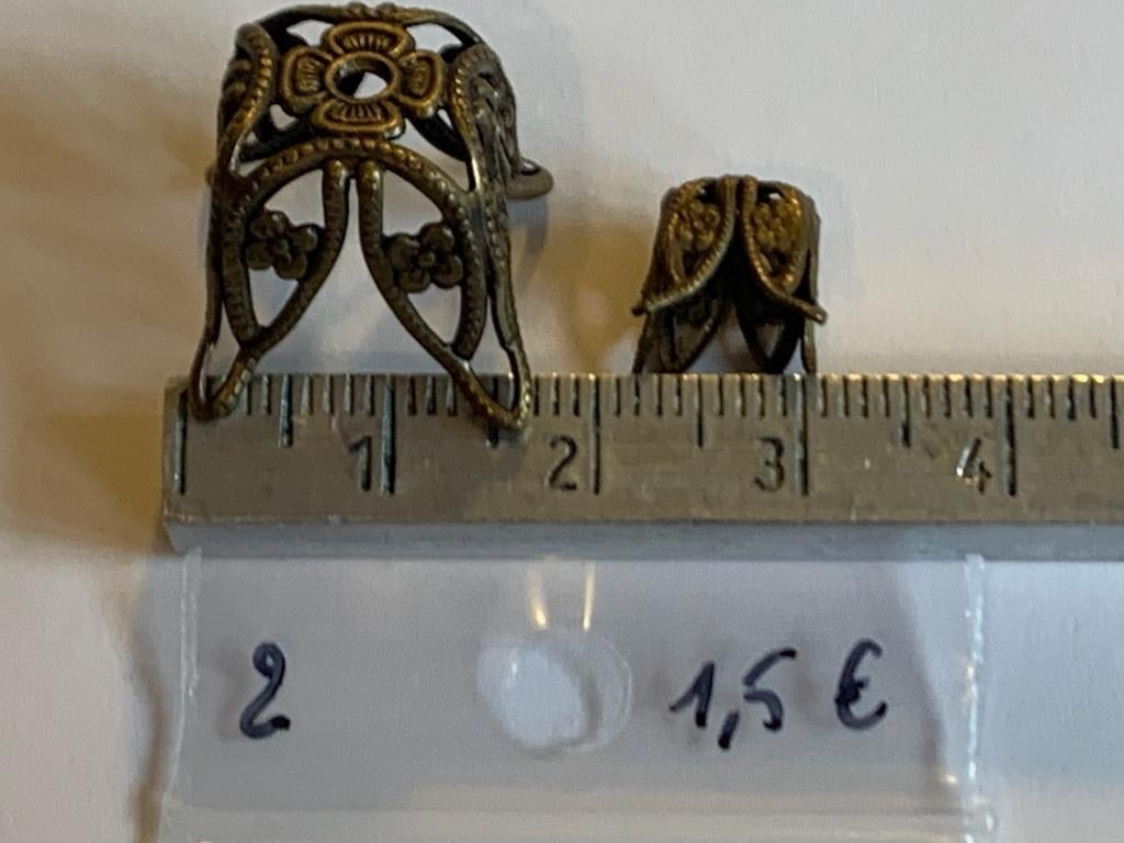 2 metalen kralenkapjes, Enlèvement ou Envoi, Neuf, Entretoise ou Perle intermédiaire