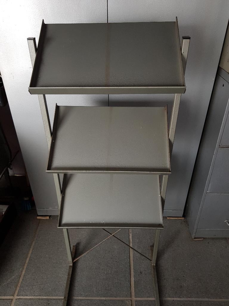 Folderhouder, Zakelijke goederen, Ophalen