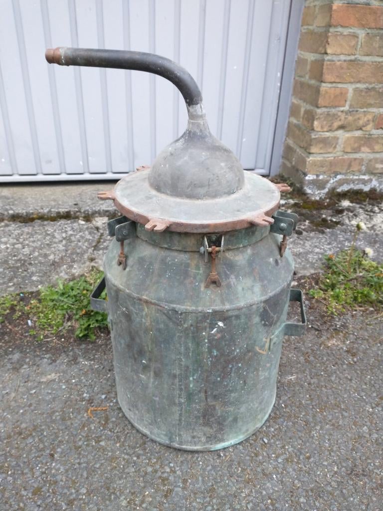 Oude koperen bus, Koper