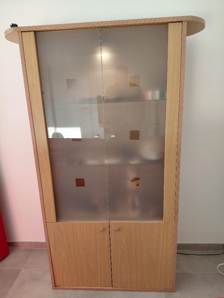 vitrinekast, Enlèvement