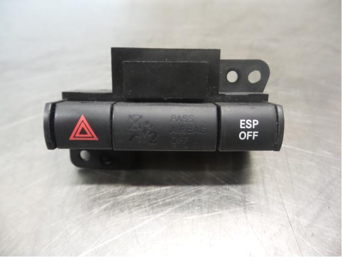 Paniekverlichtings Schakelaar van een Chrysler 300 C, Gebruikt, -, Ophalen of Verzenden, -