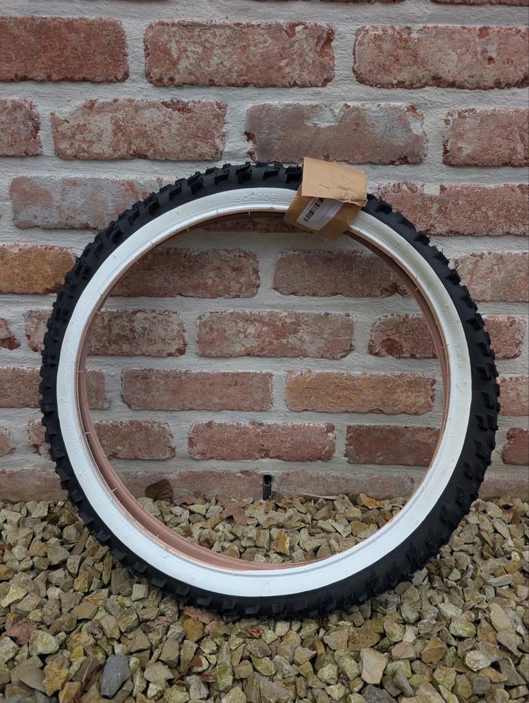 Pneu 20" pouces neuf pour VTT enfant, Enlèvement, Neuf, 20 pouces ou plus