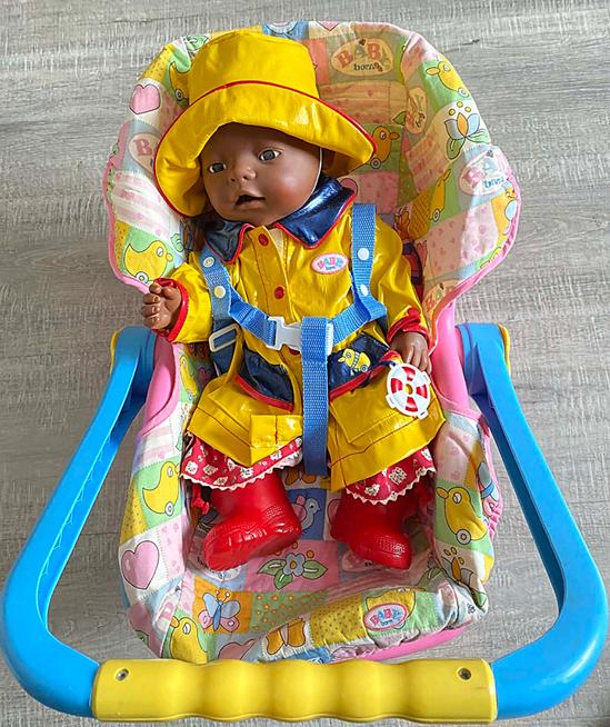 Poupée ZAPF CREATION vintage avec relax et divers vêtements, Enfants & Bébés, Jouets | Poupées, Comme neuf, Autres types, Enlèvement