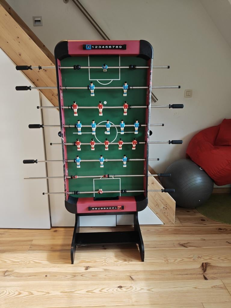 Voetbaltafel, Ophalen