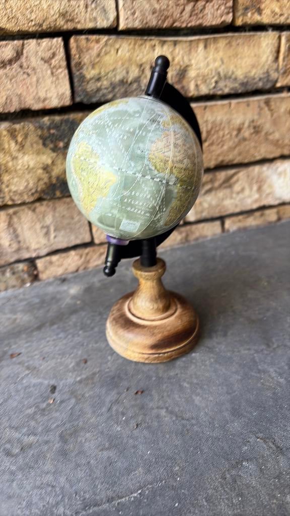 Antieke wereldbol, Ophalen of Verzenden, Zo goed als nieuw