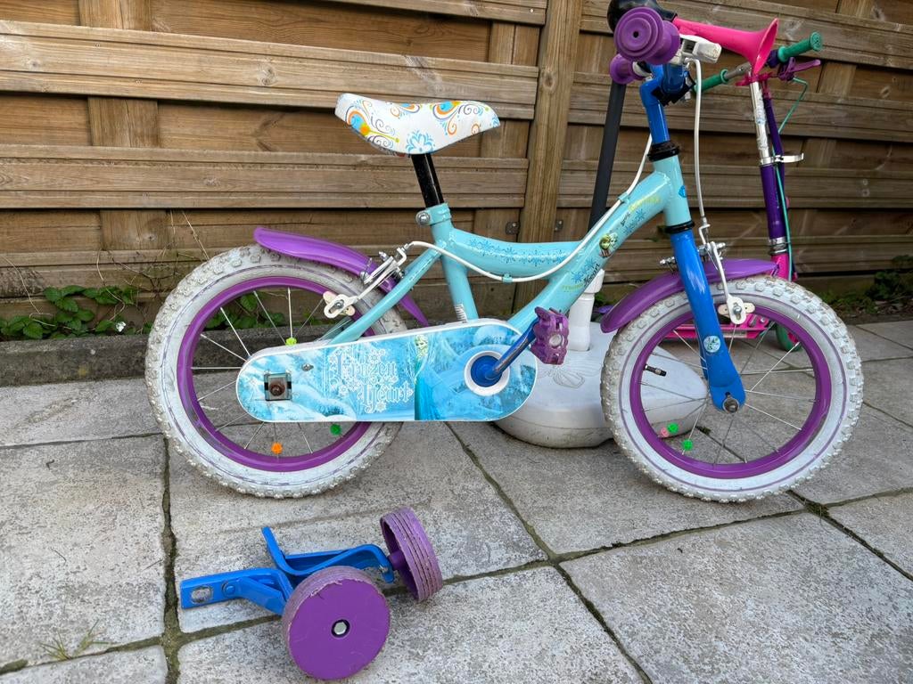 Fiets frozen, Fietsen en Brommers, Ophalen, Gebruikt, Minder dan 16 inch, Zijwieltjes
