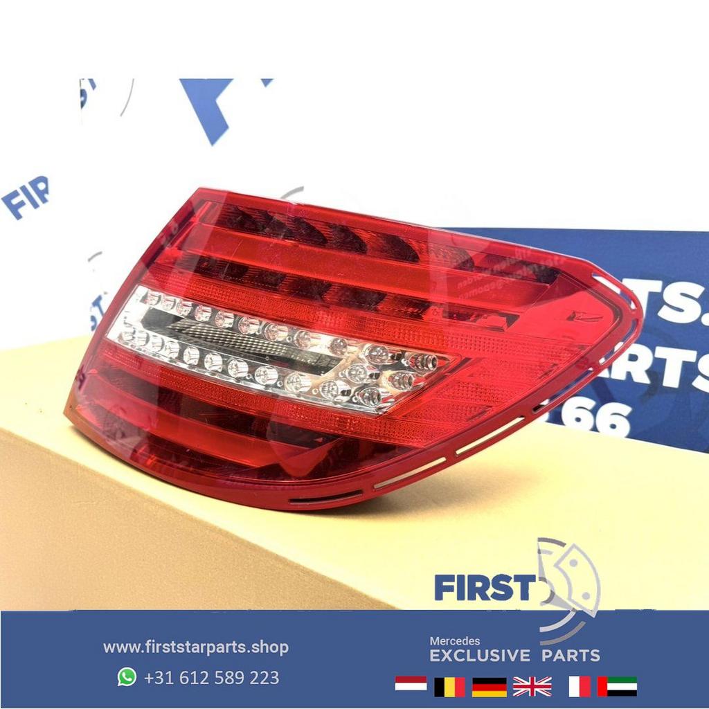 W204 C63 AMG ACHTERLICHT RECHTS A2048202764 FACELIFT LED ORI, Utilisé, -, -, Enlèvement ou Envoi