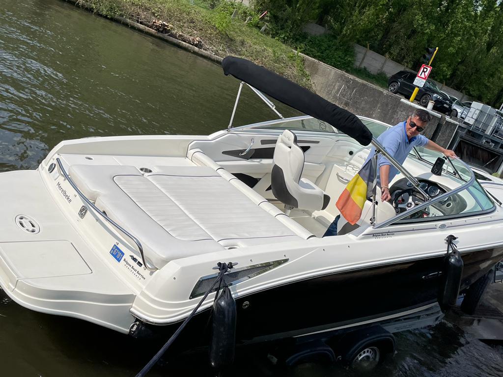 Heel mooie, perfect onderhouden Searay 220 sun sport, Watersport en Boten, Ophalen, Zo goed als nieuw