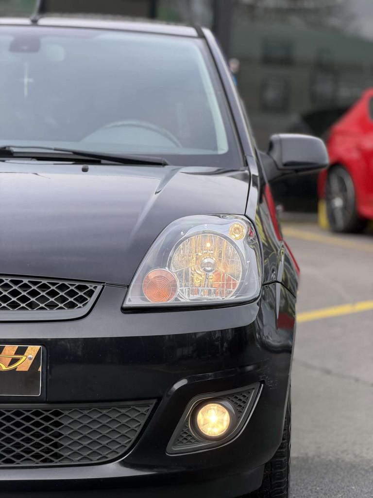 Ford Fiesta Fiesta 1.3i*CLIMA*CONTROlE TECHNIQUE, Autos, 144 g/km, Achat, Cruise Control, 69 ch