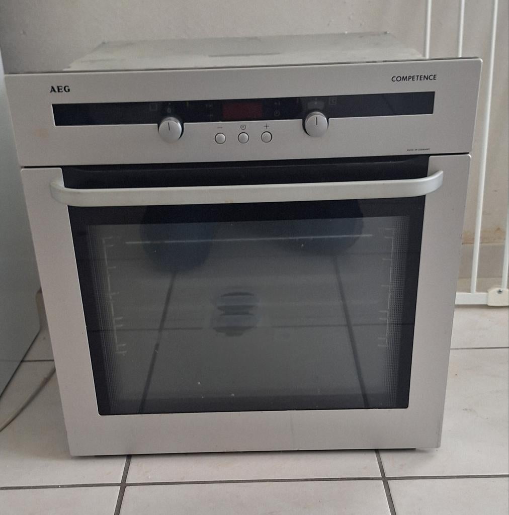 Inbouwoven AEG, Ophalen