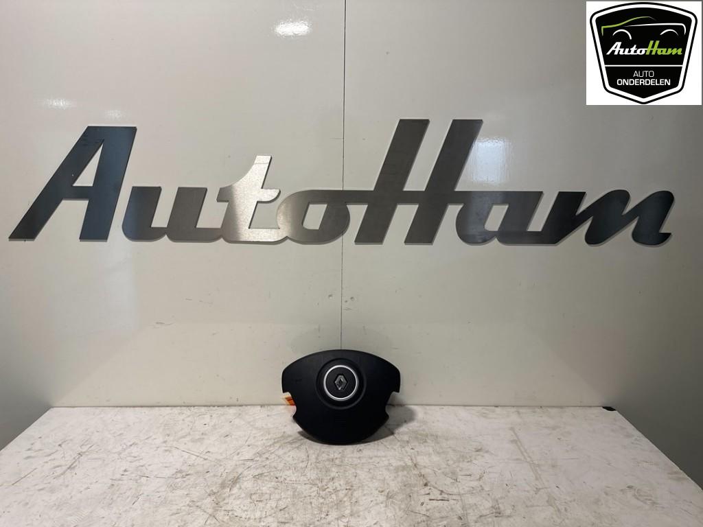 AIRBAG STUUR Clio III (BR / CR) (|8200677496|8200363630|), Auto-onderdelen, Gebruikt, Renault