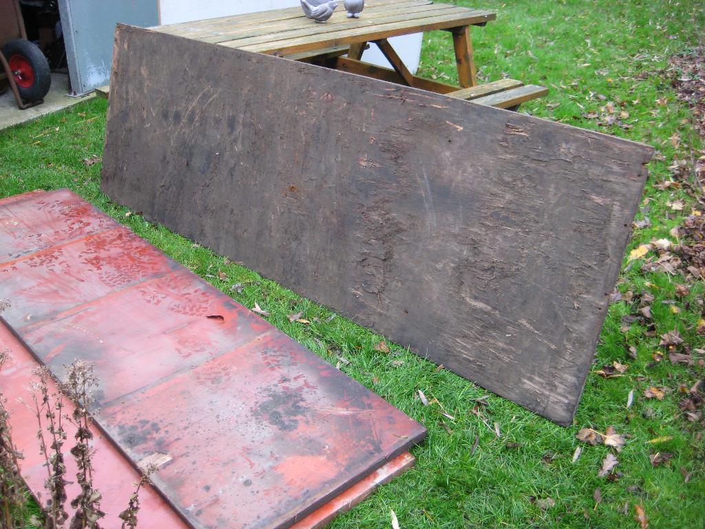 3 stukken betonplex 30mm 3 cm planken, Doe-het-zelf en Bouw, Ophalen, Gebruikt, 25 tot 50 mm