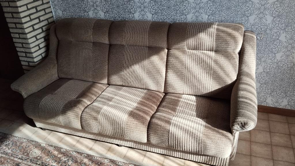 Zetel, Ophalen, Zo goed als nieuw