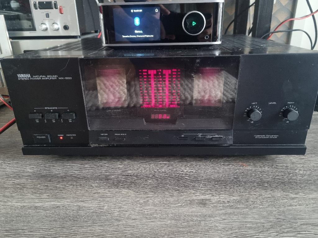 Yamaha MX-1000 eindversterker, Audio, Tv en Foto, Versterkers en Ontvangers, Ophalen of Verzenden, Gebruikt, 120 watt of meer