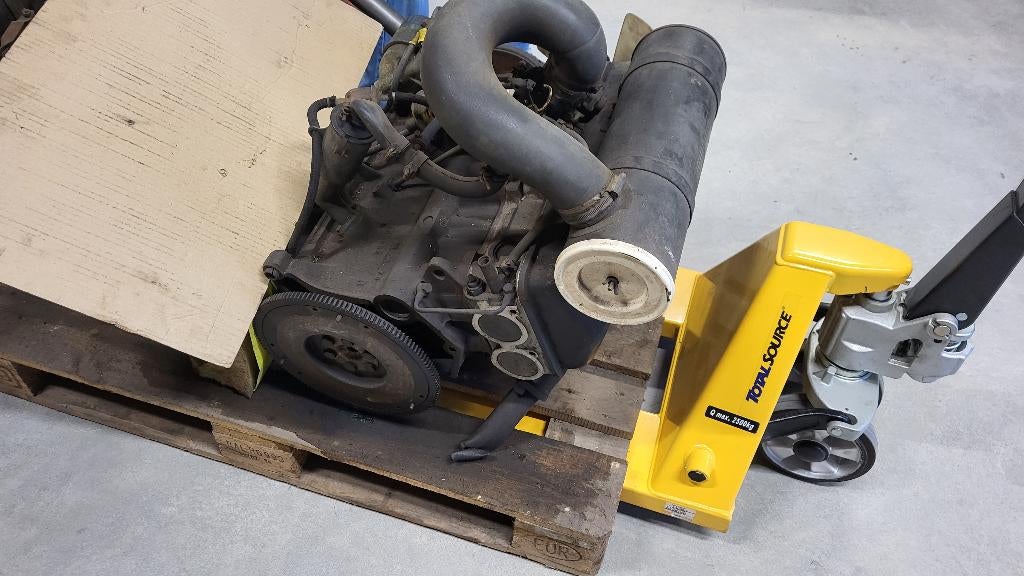 dynamo's Peugeot 404 benzine Tank, motor steun, Karterpan, K, Auto-onderdelen, Ophalen, Gebruikt, Peugeot