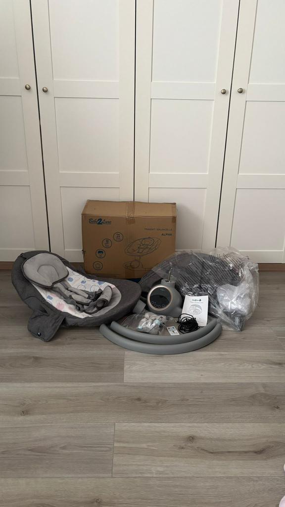 Transat / balancelle bébé électrique Bébé2Luxe Alpha, Enfants & Bébés, Neuf, Autres marques, Avec ceinture(s), Enlèvement