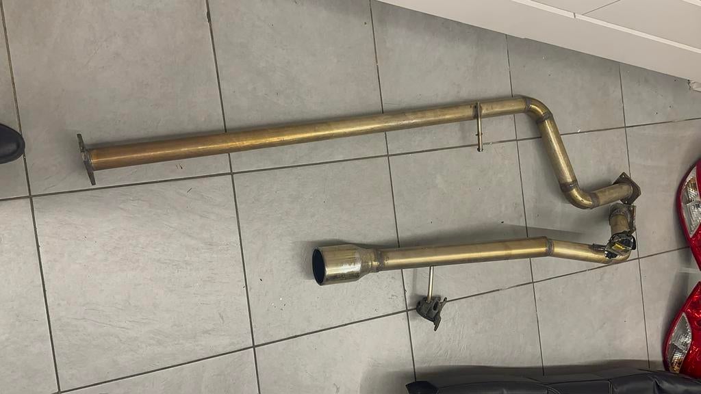 Ligne en inox Peugeot 207cc, Enlèvement