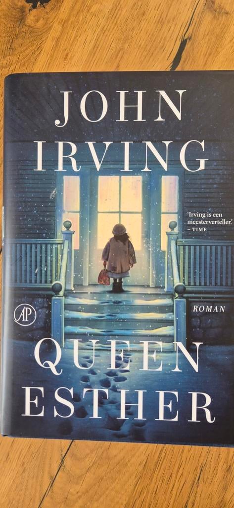 John Irving - Queen Esther, Ophalen of Verzenden, John Irving