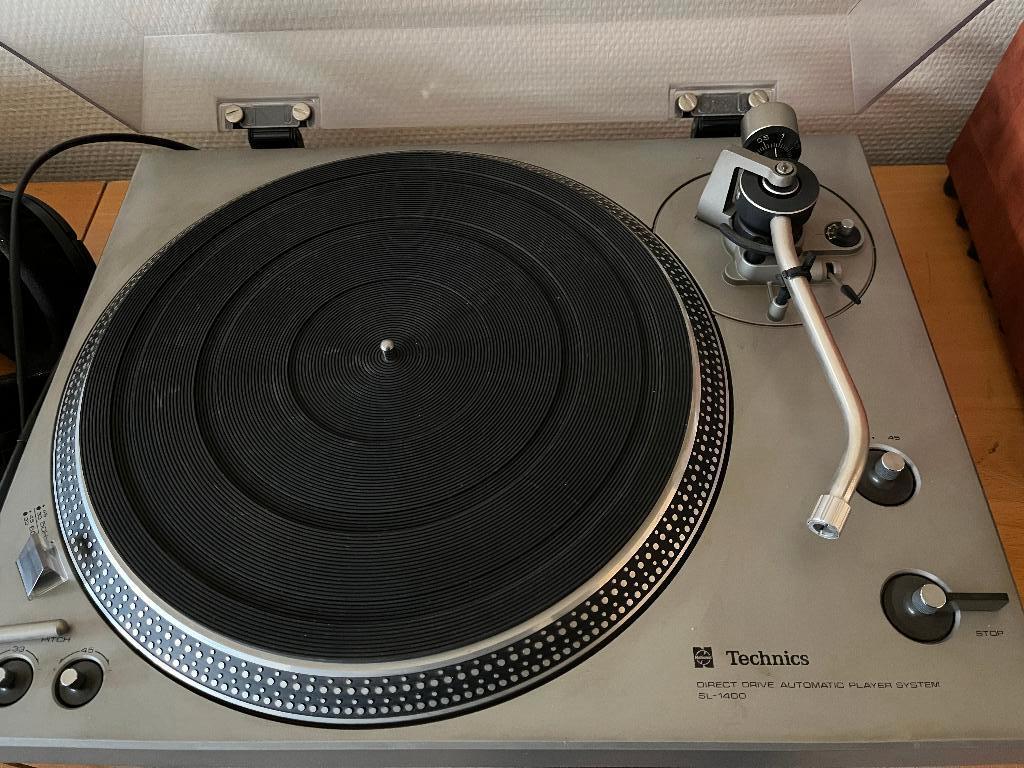 Technics SL 1400 M2, Tourne-disque, Comme neuf, Enlèvement, Automatique