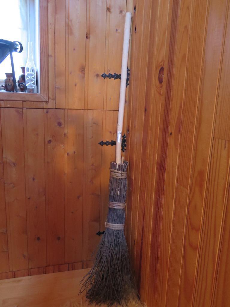 handgemaakte bezem, Tuin en Terras, Hand-tuingereedschap, Ophalen of Verzenden, Zo goed als nieuw, Bezem