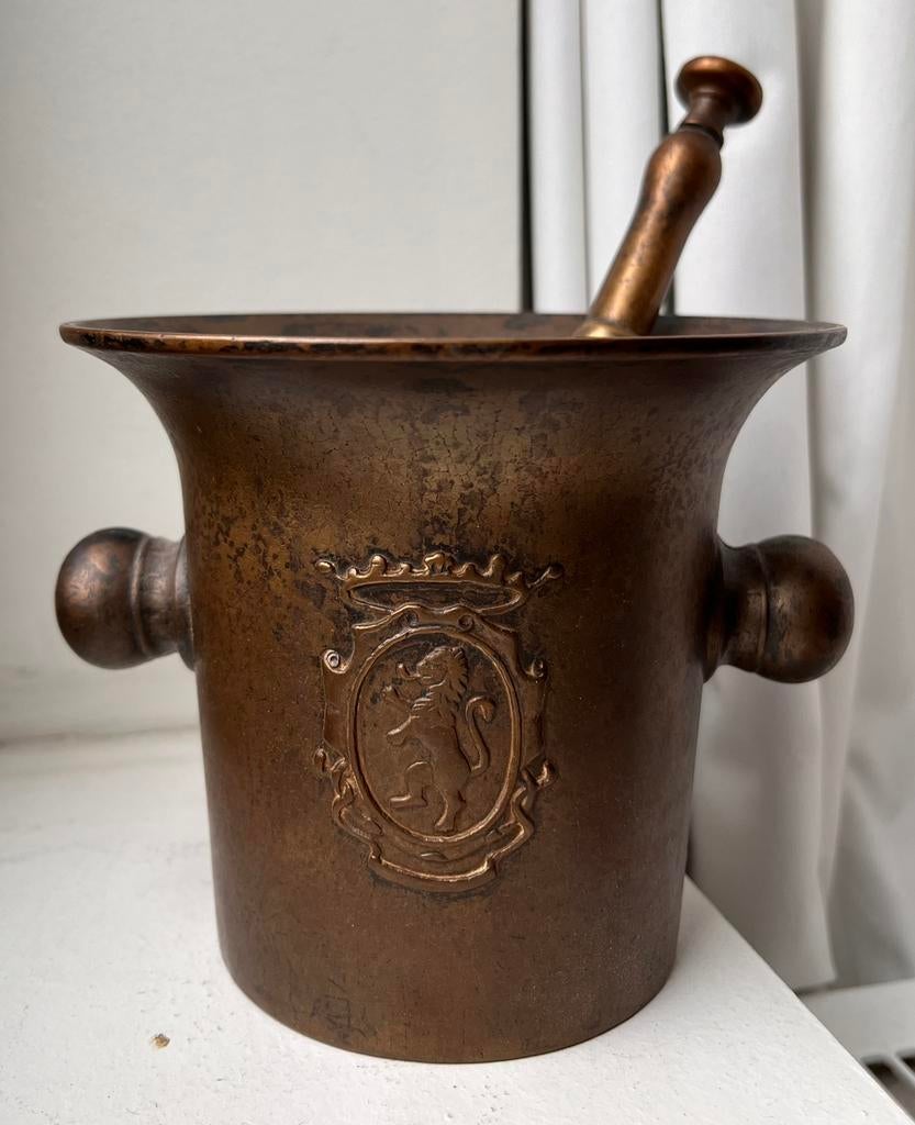 Antieke zwaar koperen vijzel en stamper, Ophalen of Verzenden, Koper