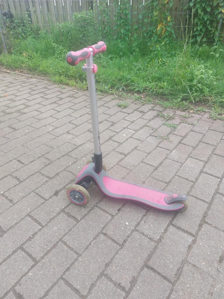 Globber kinderstep 2 stuks, Ophalen, Zo goed als nieuw, Duwvoertuig