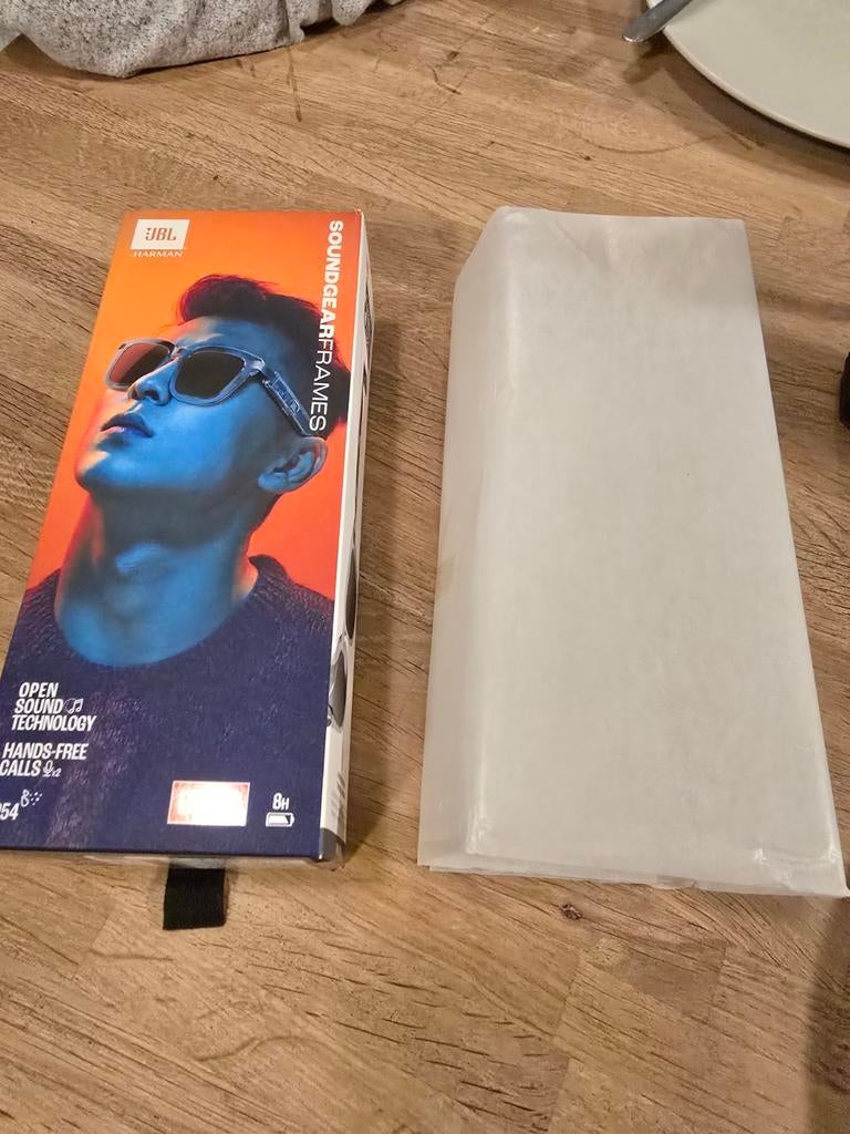 JBL Soundgear Frames - Zonnebril met JBL Audio  € 100 euro, Neuf, Autres marques, Gris, Enlèvement