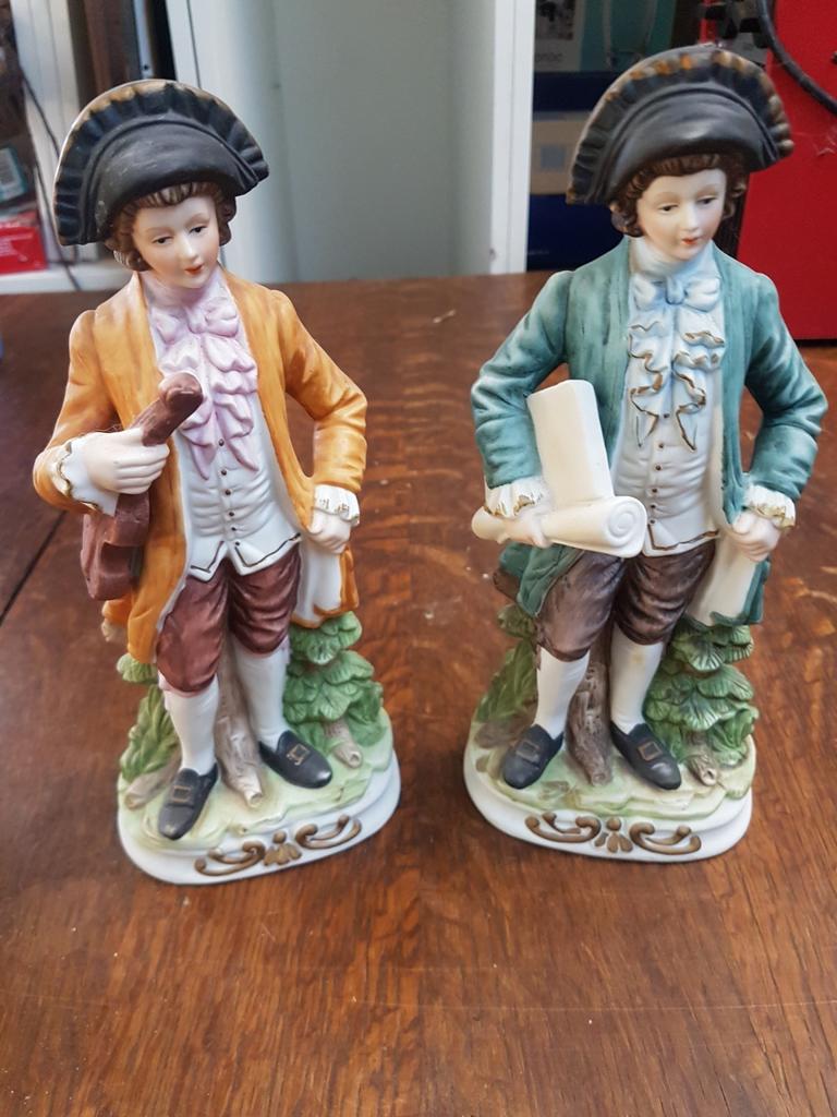 2 beeldjes, Antiek en Kunst, Antiek | Porselein, Ophalen