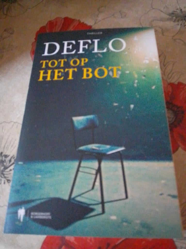 Deflo tot op het bot, Boeken, Ophalen, Zo goed als nieuw, Luc Deflo