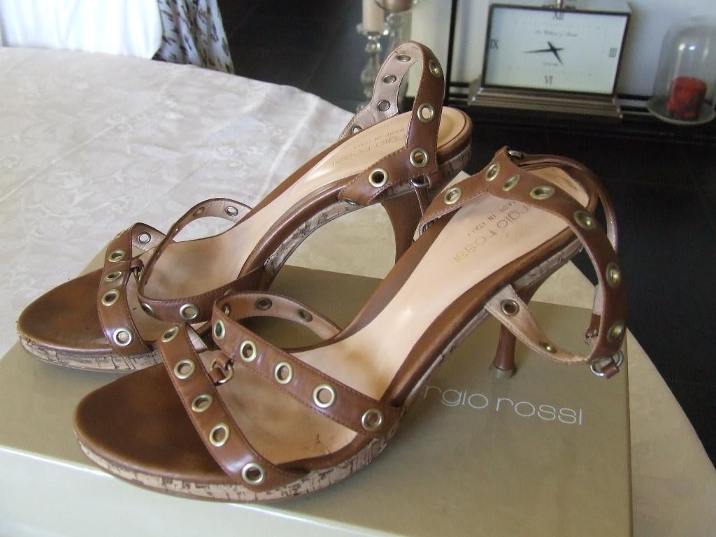 Chaussures d'été italiennes élégantes « Sergio Rossi », Sergio rossi, Enlèvement ou Envoi, Comme neuf, Brun