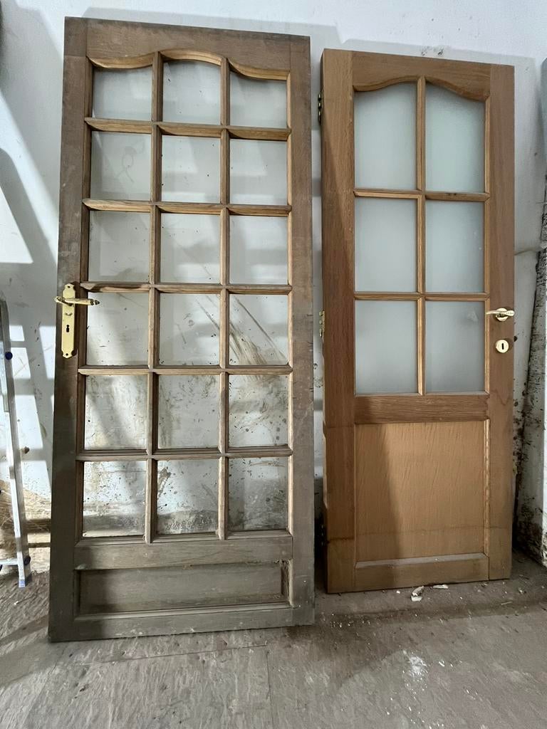 Deux portes en chêne à vendre., Bricolage & Construction, Utilisé, Bois, Vitre comprise