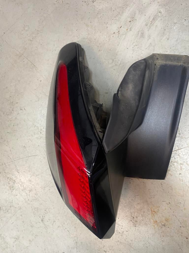 Feu arrière gauche Peugeot 3008, Autos : Pièces & Accessoires, Éclairage, Peugeot