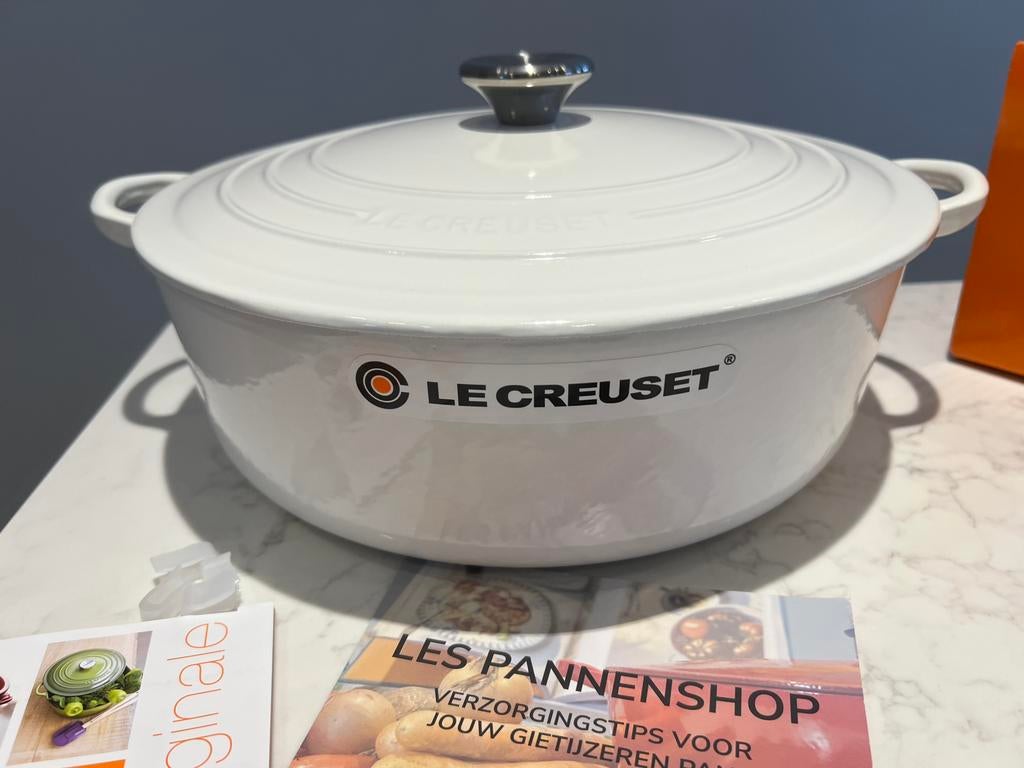Nieuwe Le Creuset Risottopan Shiny White 30 cm in de doos, Huis en Inrichting, Keuken | Potten en Pannen, Gietijzer, Nieuw, Ophalen of Verzenden