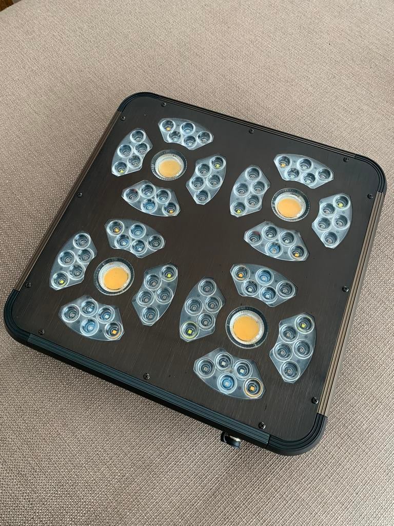 Lampe de cultivation/lampe de culture 360W (LED 560W), Jardin & Terrasse, Produits de culture, Enlèvement, Comme neuf, Lampe de croissance