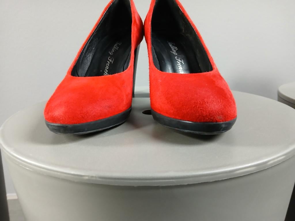 Pumps dames daim en leder, Kleding | Dames, Talking French, Pumps, Ophalen of Verzenden, Zo goed als nieuw