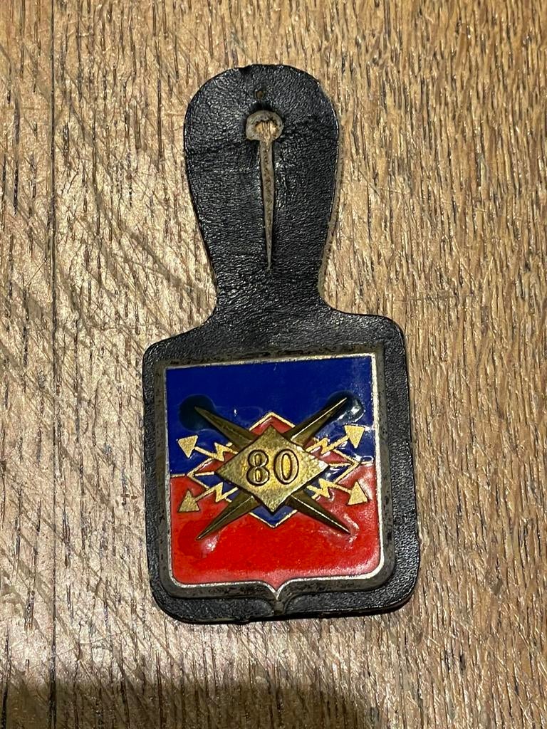 Borsthanger 80A, Verzenden