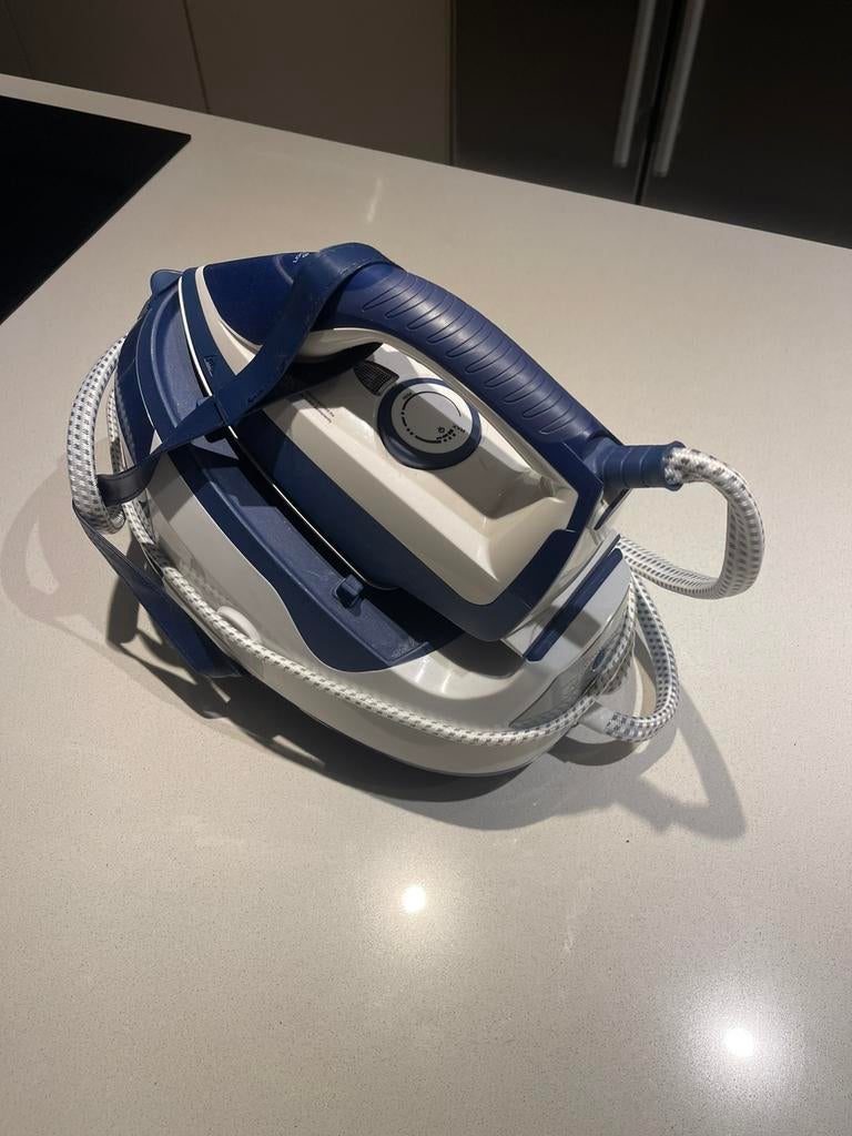 Quigg strijkijzer, Elektronische apparatuur, Strijkijzers en Strijkplanken, Ophalen, Zo goed als nieuw