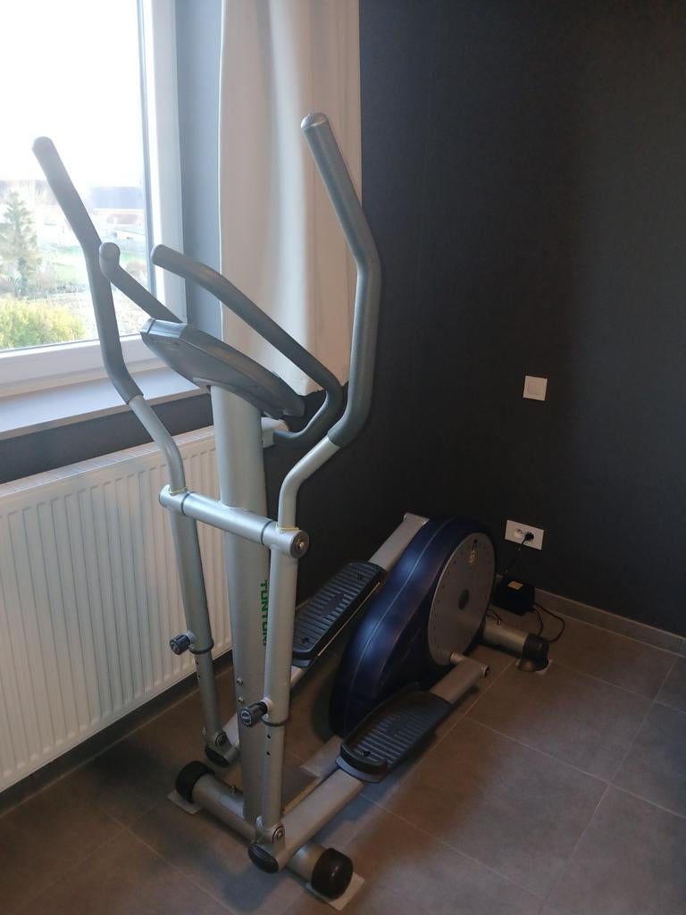 Fitness Crosstrainer van het merk " TUNTURI", Enlèvement