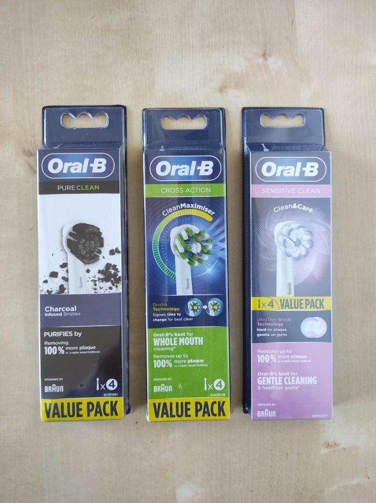 Lot de 12 brossettes Oral-B - 3 variétés, Bijoux, Sacs & Beauté, Beauté | Soins de la bouche, Enlèvement ou Envoi, Neuf, Tête de brosse