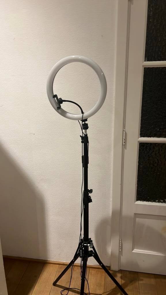 Ringlicht met 3 instelbare lichtmodi, Audio, Tv en Foto, Fotografie | Fotostudio en Toebehoren, Zo goed als nieuw, Lamp of Flitsset