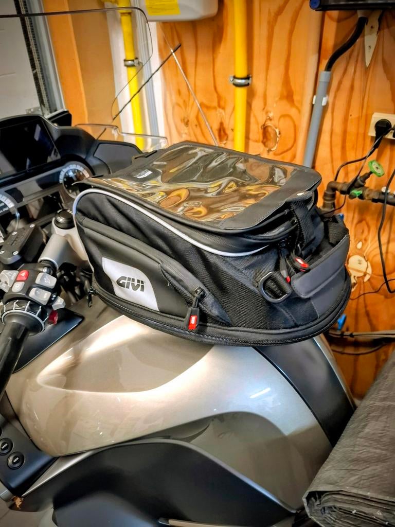 Givi XS307Y TANKLOCK Tanktas 15 liter., Motoren, Accessoires | Koffers en Tassen, Ophalen
